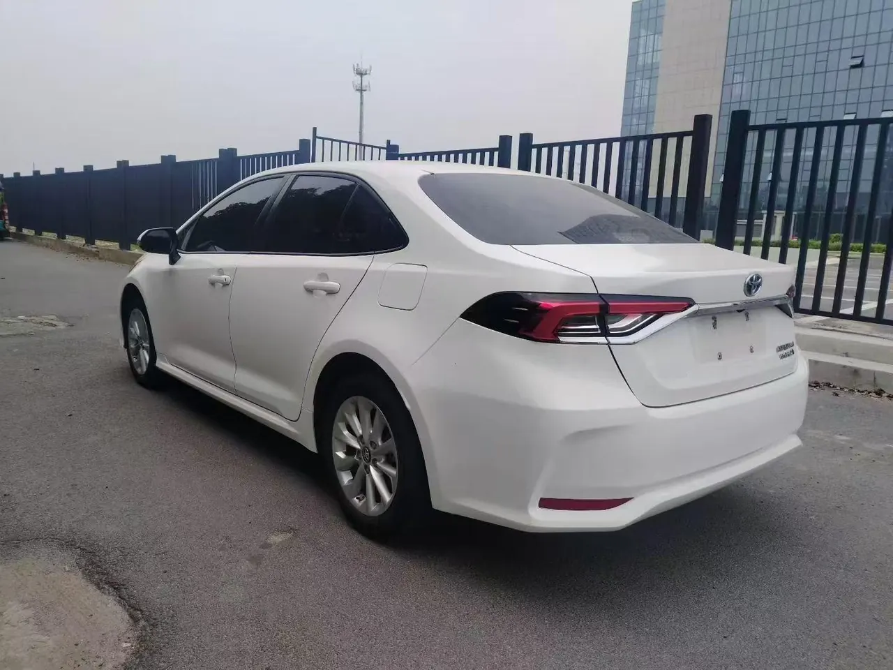 Toyota 2021 Corolla Double Engine 1.8 Stepless Elite Automatic Gear 5