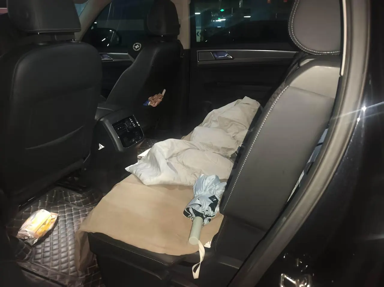 Volkswagen 2020 Touang 2.0TSI 330TSI Two-Drive Deluxe Edition (Modified) Automatic Gear 4