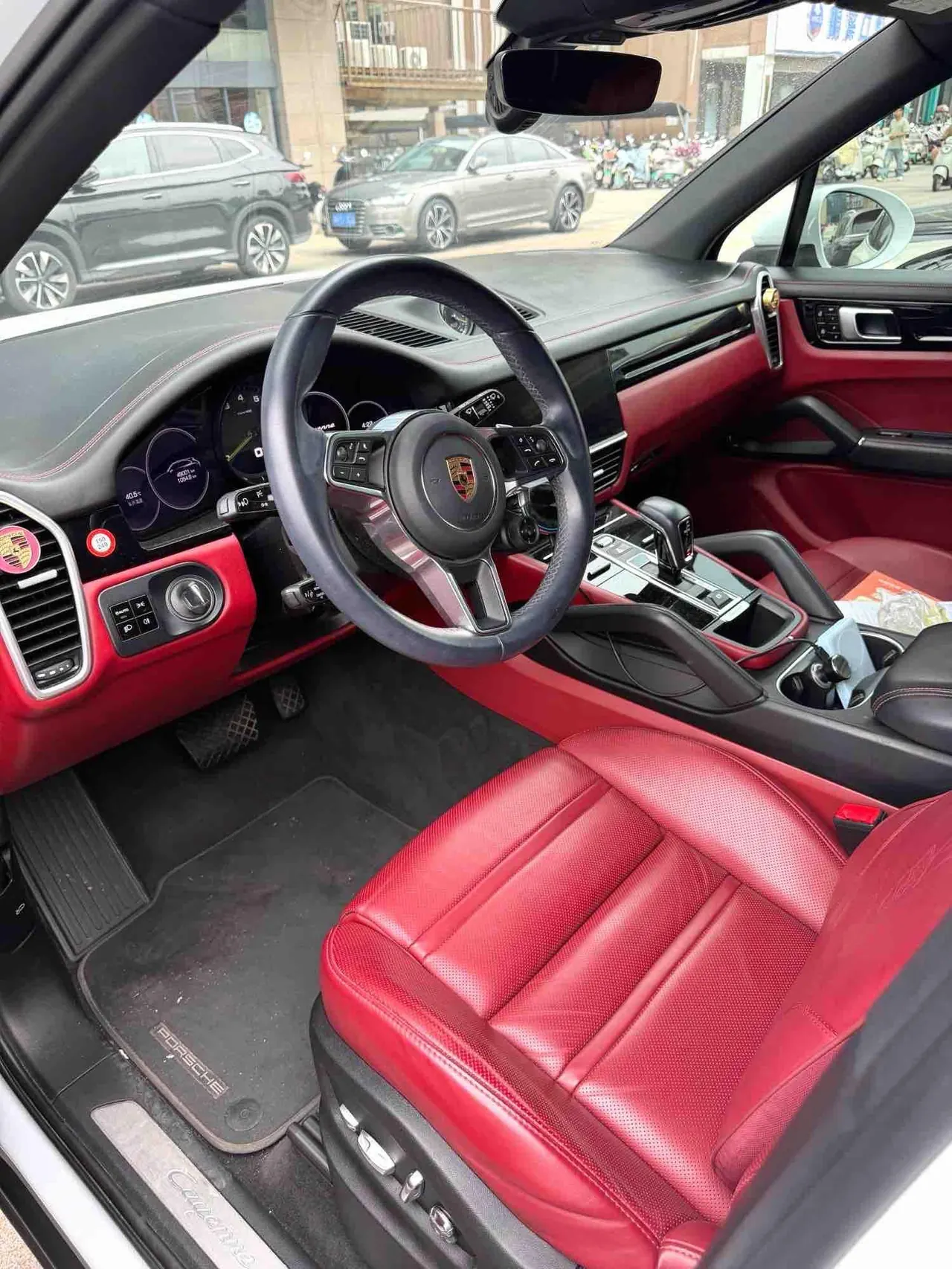 Porsche Cayenne New Energy (Imported) 2021 Cayenne Oil and Electric Hybrid 2.0T Automatic Gear 4