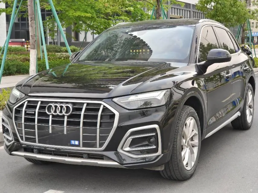Audi 2023 Q5L 2.0TFSI 40TFSI Deluxe Elegant Automatic - View 1