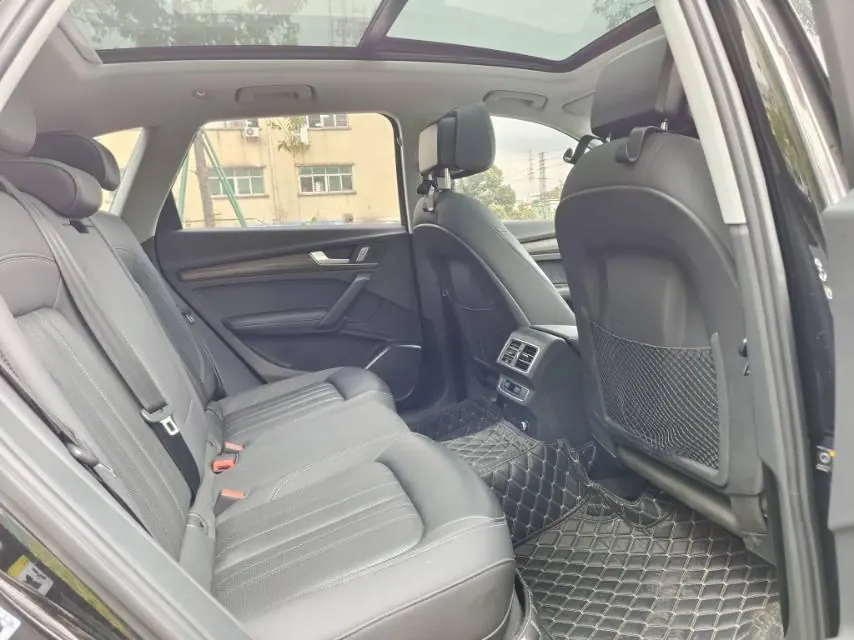 Audi 2023 Q5L 2.0TFSI 40TFSI Deluxe Elegant Automatic 5