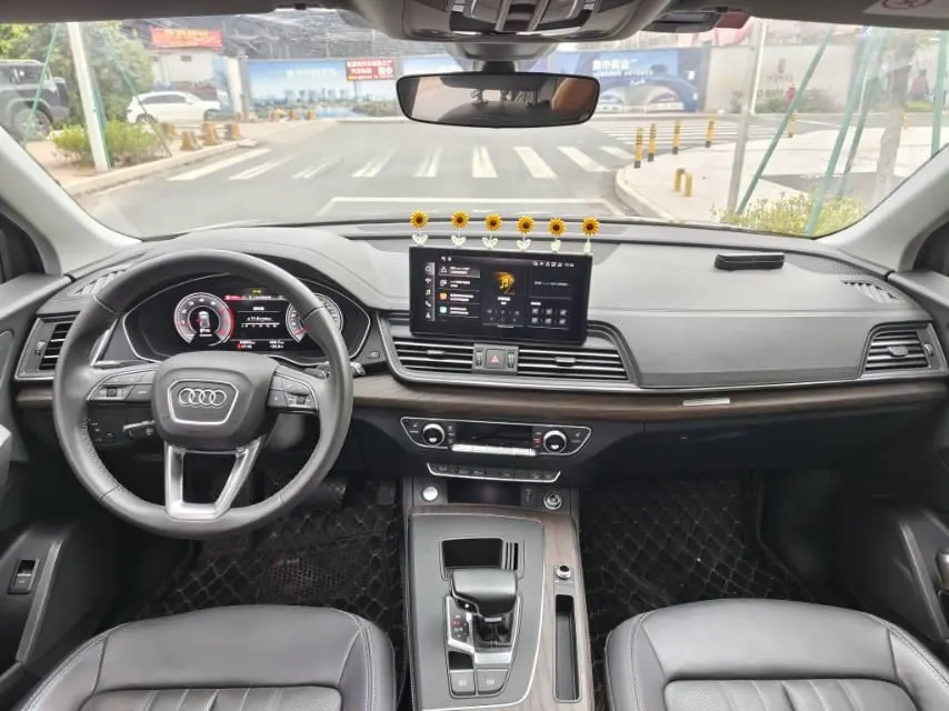 Audi 2023 Q5L 2.0TFSI 40TFSI Deluxe Elegant Automatic 6