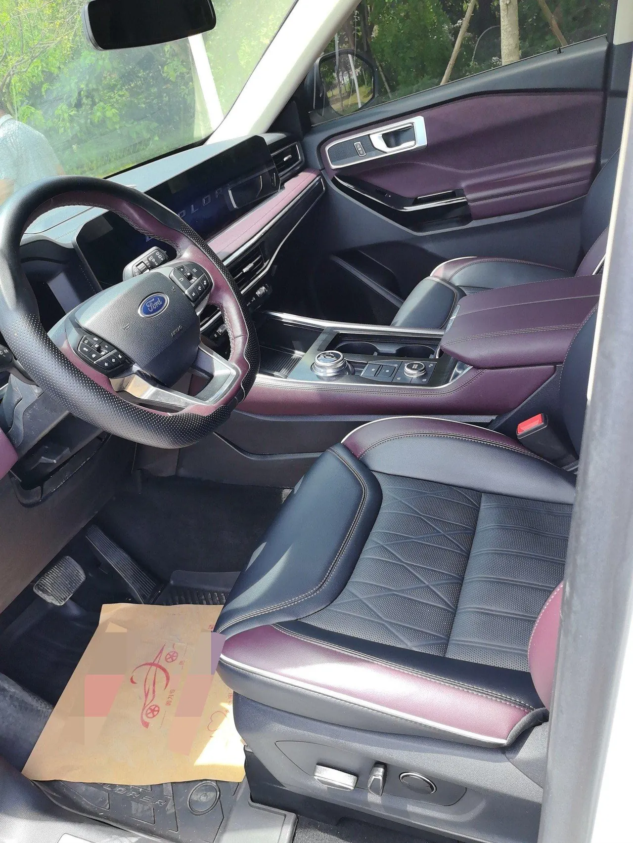 Ford 2023 Explorer 2.3T EcoBoost 285 Four-wheel Drive Titanium Edition 7-seat Automatic Gear 8
