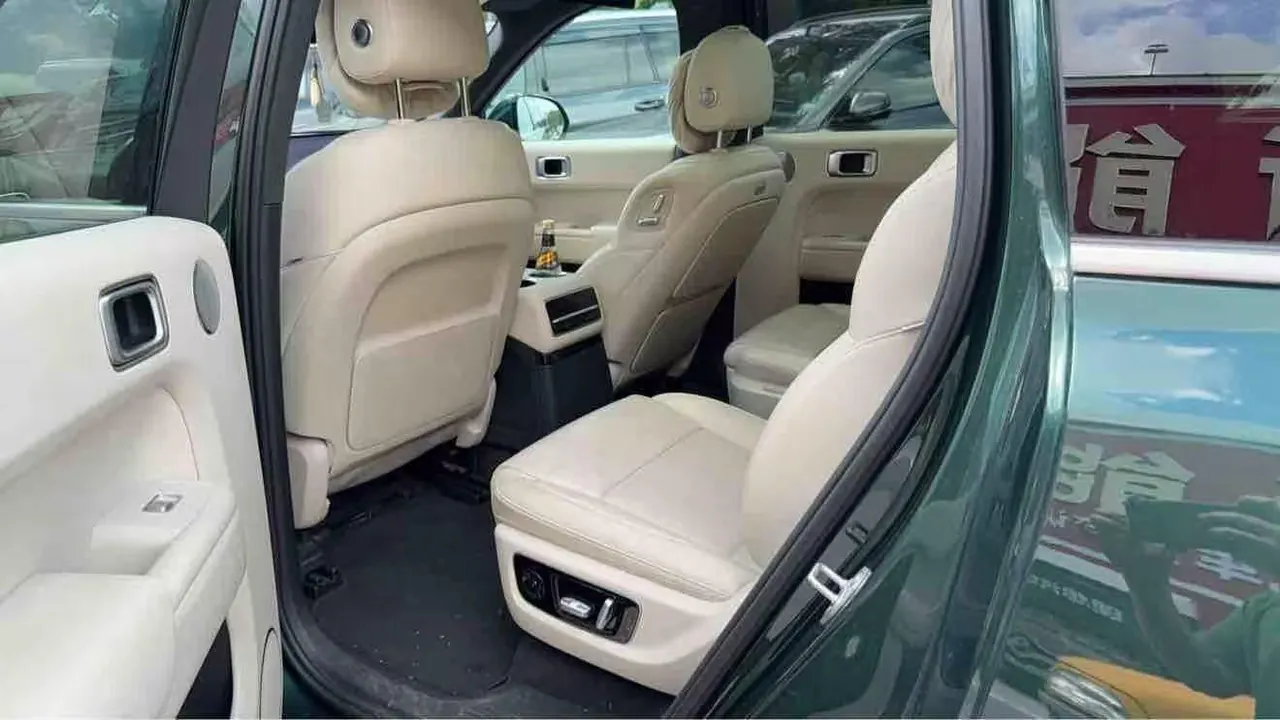 Li 2022 L9 1.5T Max Edition Automatic Gear 7