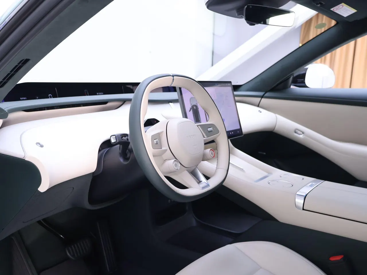 MI 2025 YU7 Long Endurance High Performance Four-wheel Drive Max Edition Automatic Gear 2
