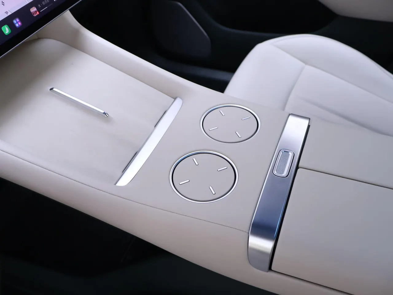 MI 2025 YU7 Long Endurance High Performance Four-wheel Drive Max Edition Automatic Gear 3