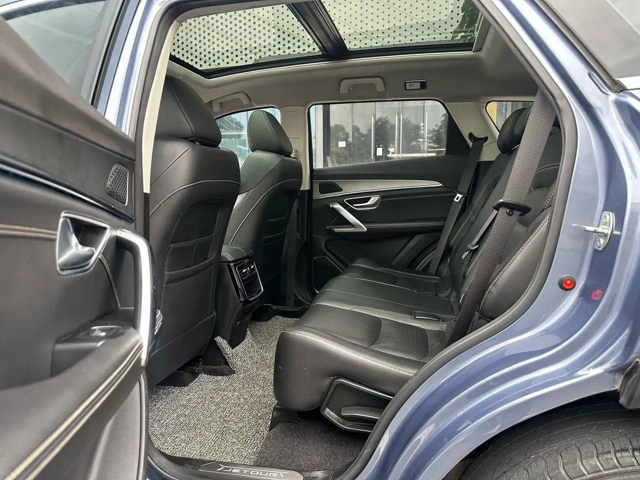 Jetour 2021 X70 PLUS 1.5T Mountain 5 Automatic Gear 6