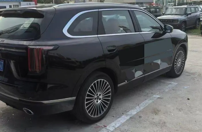 Jetour 2026 X70 PLUS 1.5T Stepless Enjoyment Edition 7-seat Automatic Gear 3