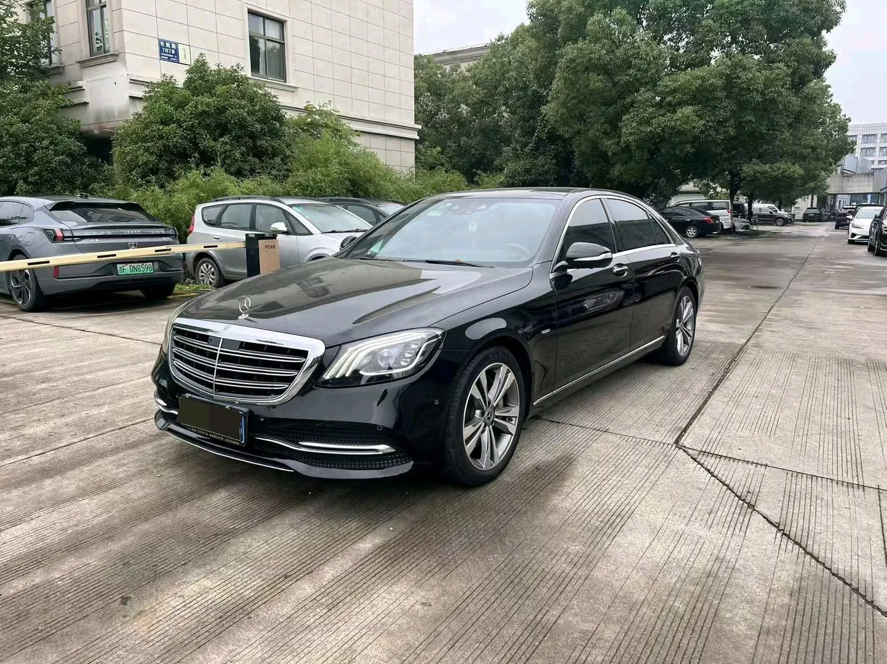 Open image lightbox: Mercedes Benz S-Class (Imported) 2020 S 350 L 48V 3.0T Exclusive Zhen Tibetan Edition Automatic Gear
