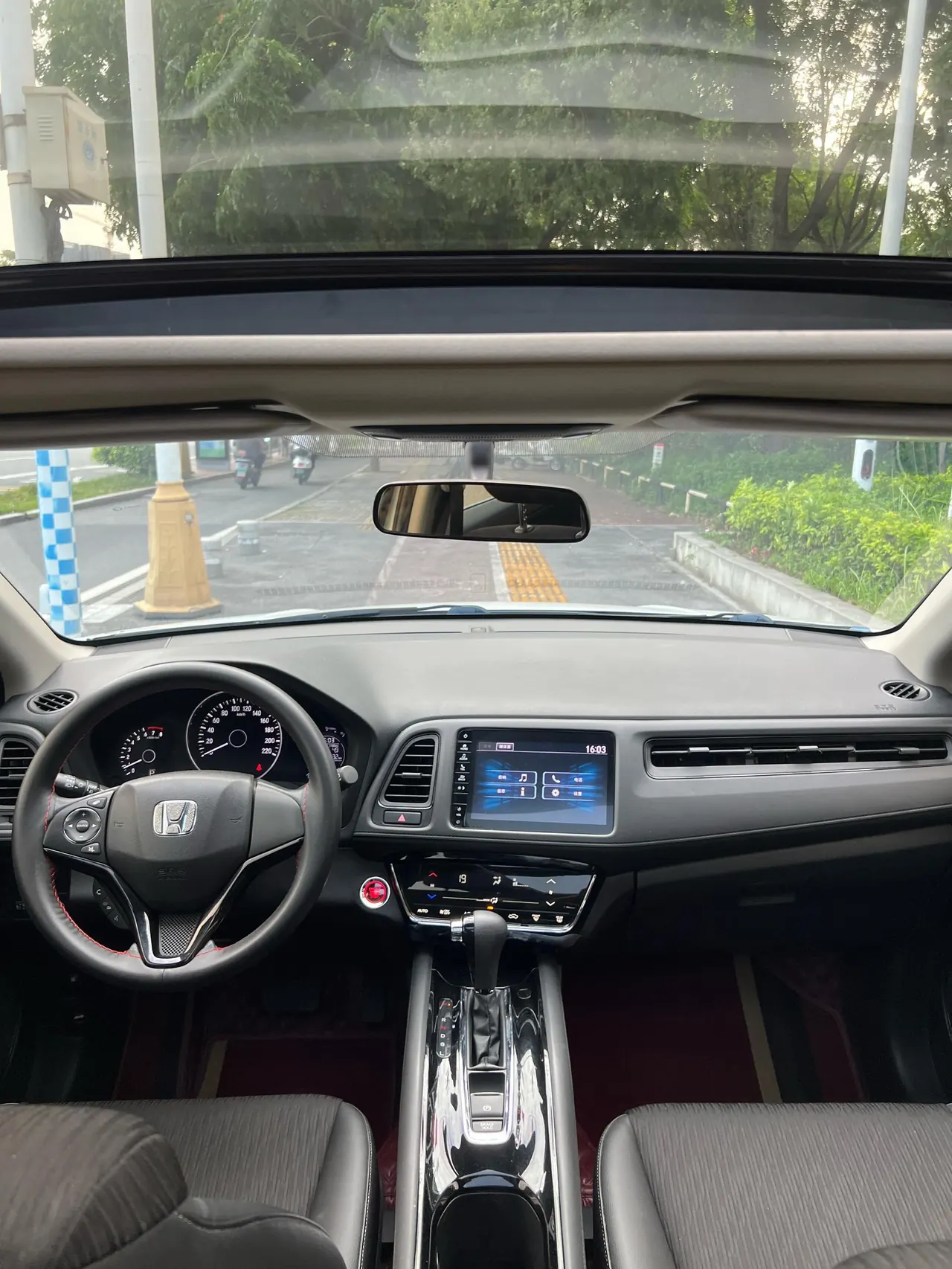 Honda 2020 Binzhi 1.5T Stepless 220TURBO Deluxe Automatic Gear 17