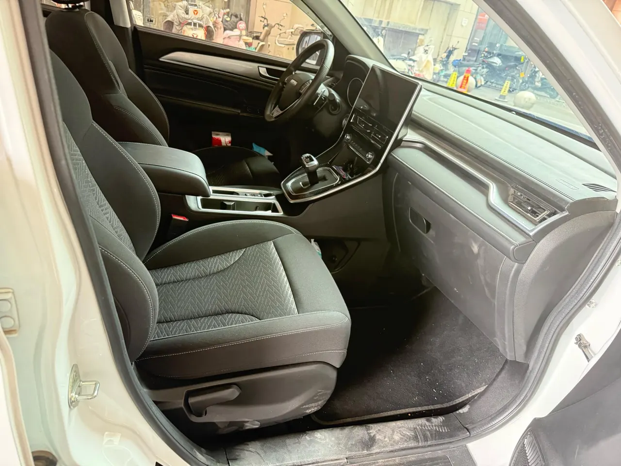 Haval 2023 M6 PLUS 1.5T Elite Smart Joint Automatic Gear 4