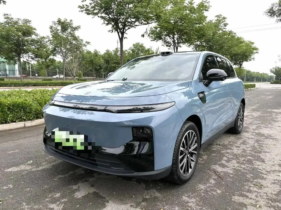 Open image lightbox: Leapmotor 2025 B 10 510 laser Radar smart driving version of automatic gear