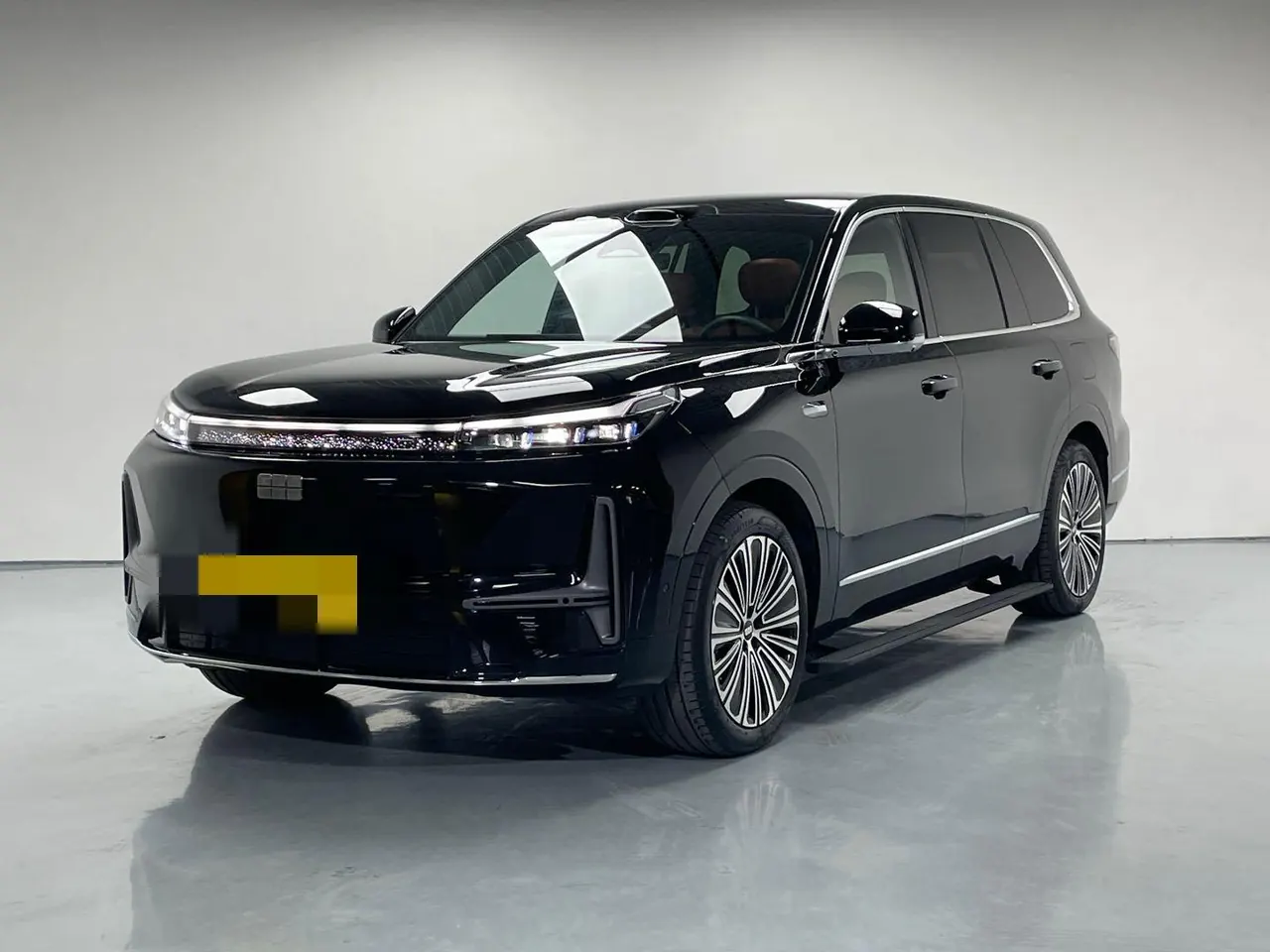 Open image lightbox: Geely Galaxy 2025 M9 1.5T 210km 4-wheel drive pilot version automatic gear