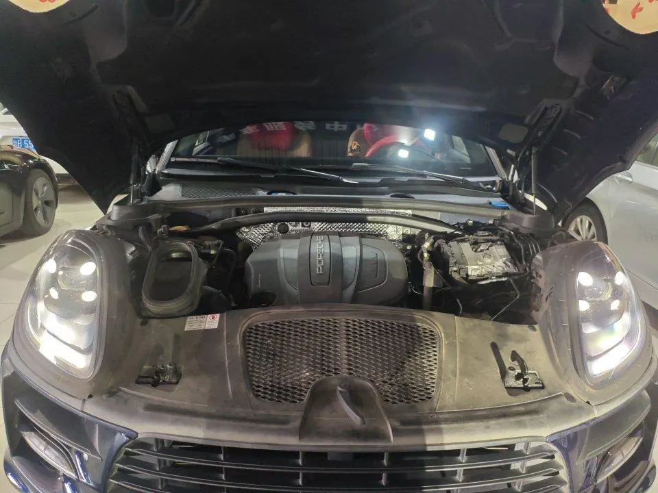 Porsche Macan (Imported) 2021 Macan 2.0T Automatic Gear 4