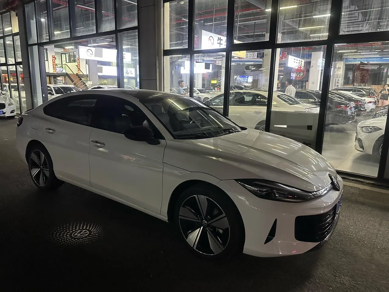 Volkswagen 2026 Ling Du L GTS 2.0TSI 380TSI Atom Edition Automatic Gear 2