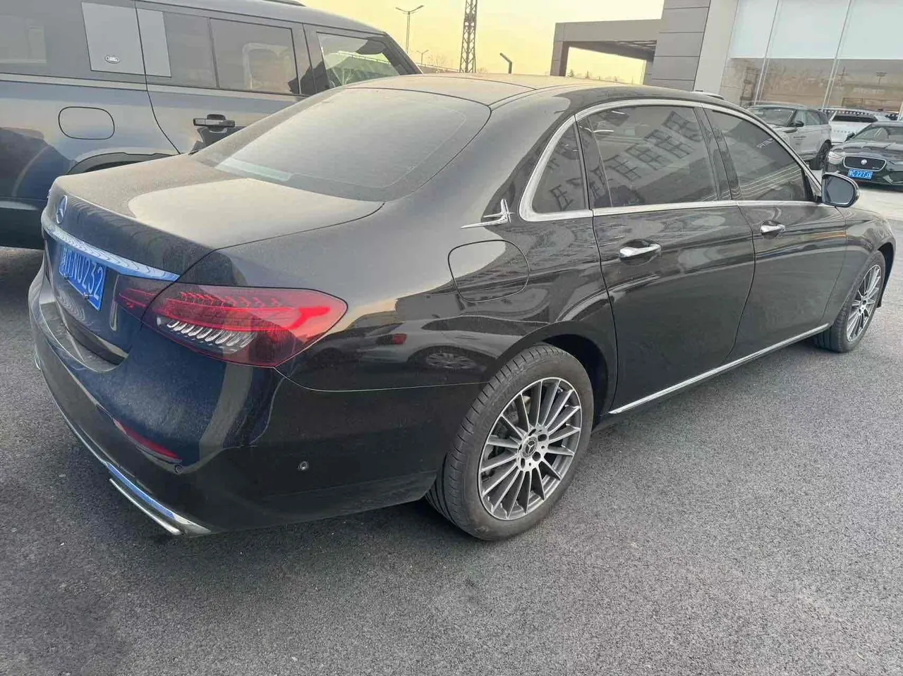 Mercedes Benz E Class 2023 E 260 L 2.0T Automatic 3