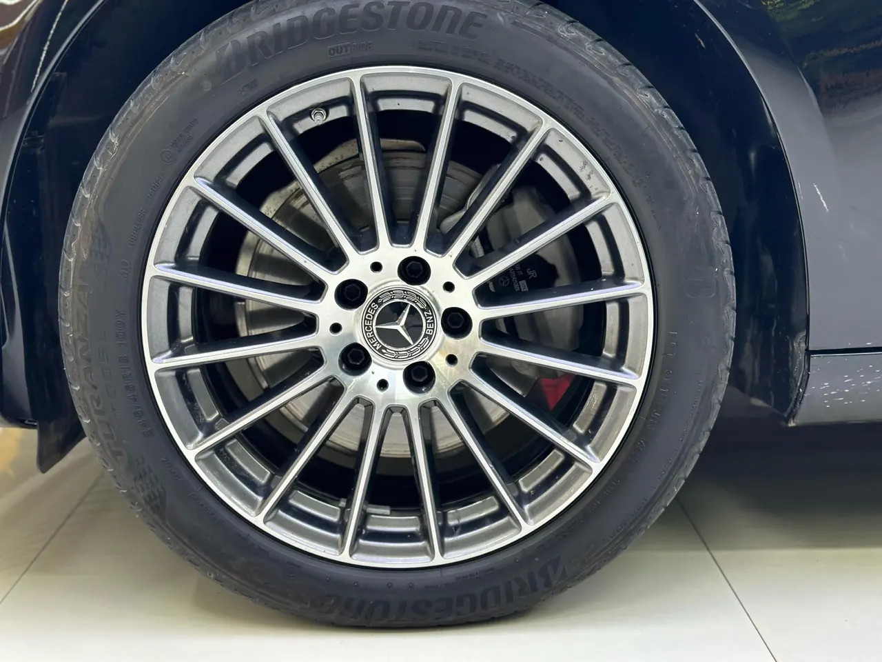 Mercedes Benz E Class 2023 E 260 L 2.0T Automatic 5