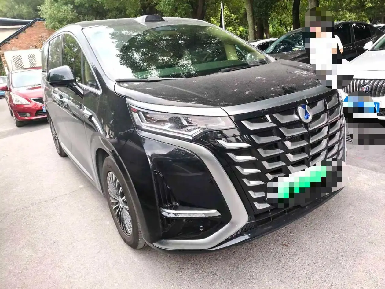 Denza 2025 Denza D9 DM-i 1.5T Stepless Smart Driving Edition 1020 Four-wheel Drive Premium Automatic Gear 2