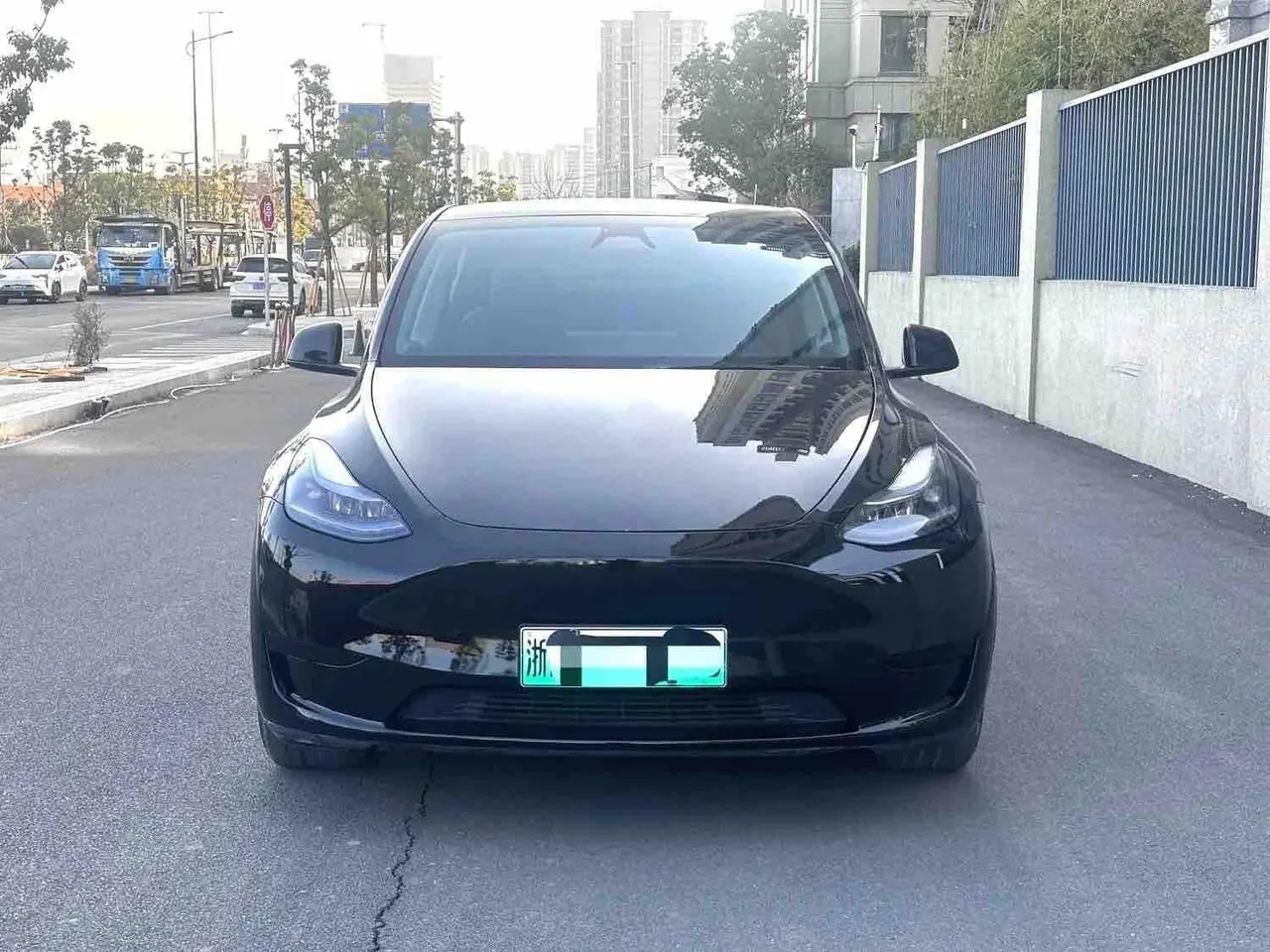 Tesla 2024 Model Y rear-wheel drive version automatic transmission 2