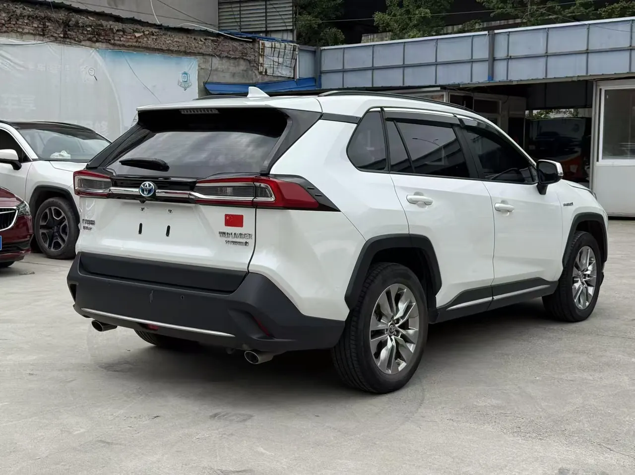 Toyota 2020 Weilanda Dual Engine 2.5 Stepless Four-wheel Drive Deluxe Automatic Gear 4