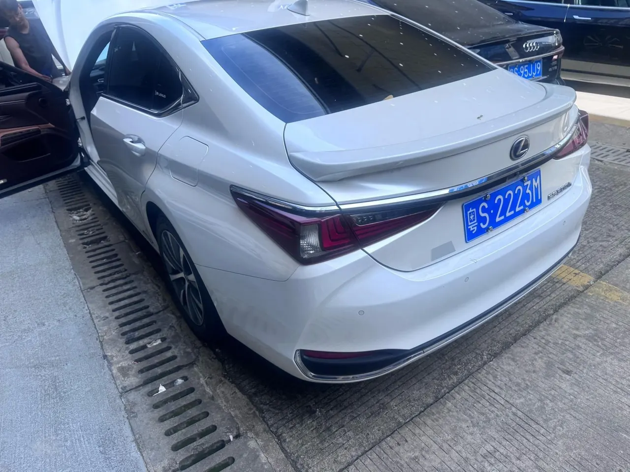 Lexus ES (Imported) 2020 ES300h 2.5 Stepless Excellence Edition Automatic Gear 5