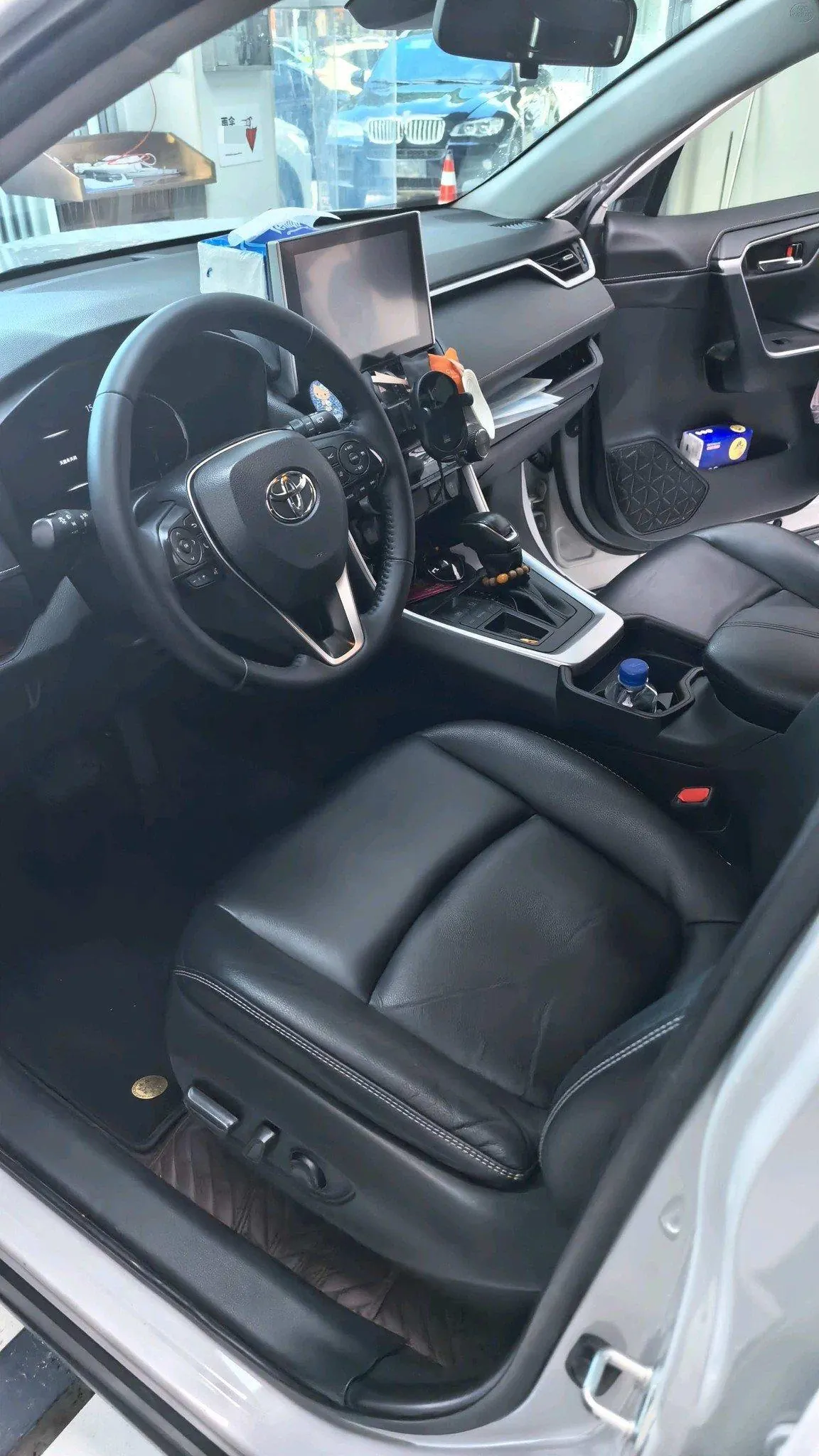 Toyota 2021 RAV4 Rongbo 2.0 Stepless Two-Drive Fashion PLUS Edition Automatic Gear 3