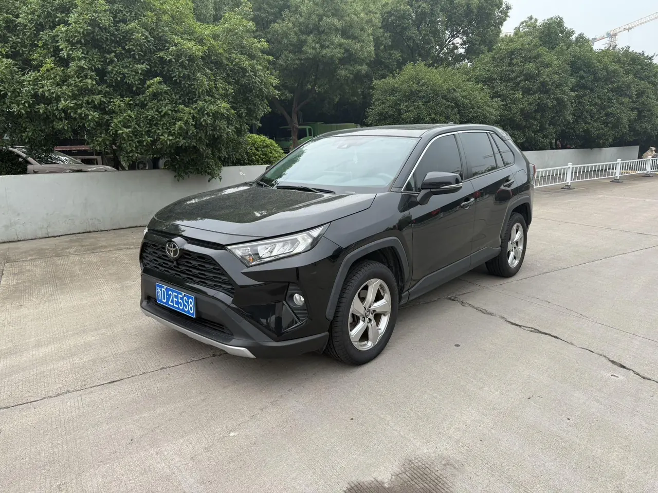 Open image lightbox: Toyota 2020 RAV4 Rongfeng 2.0 Stepless Four-wheel Drive Fashion Edition PLUS Automatic Gear