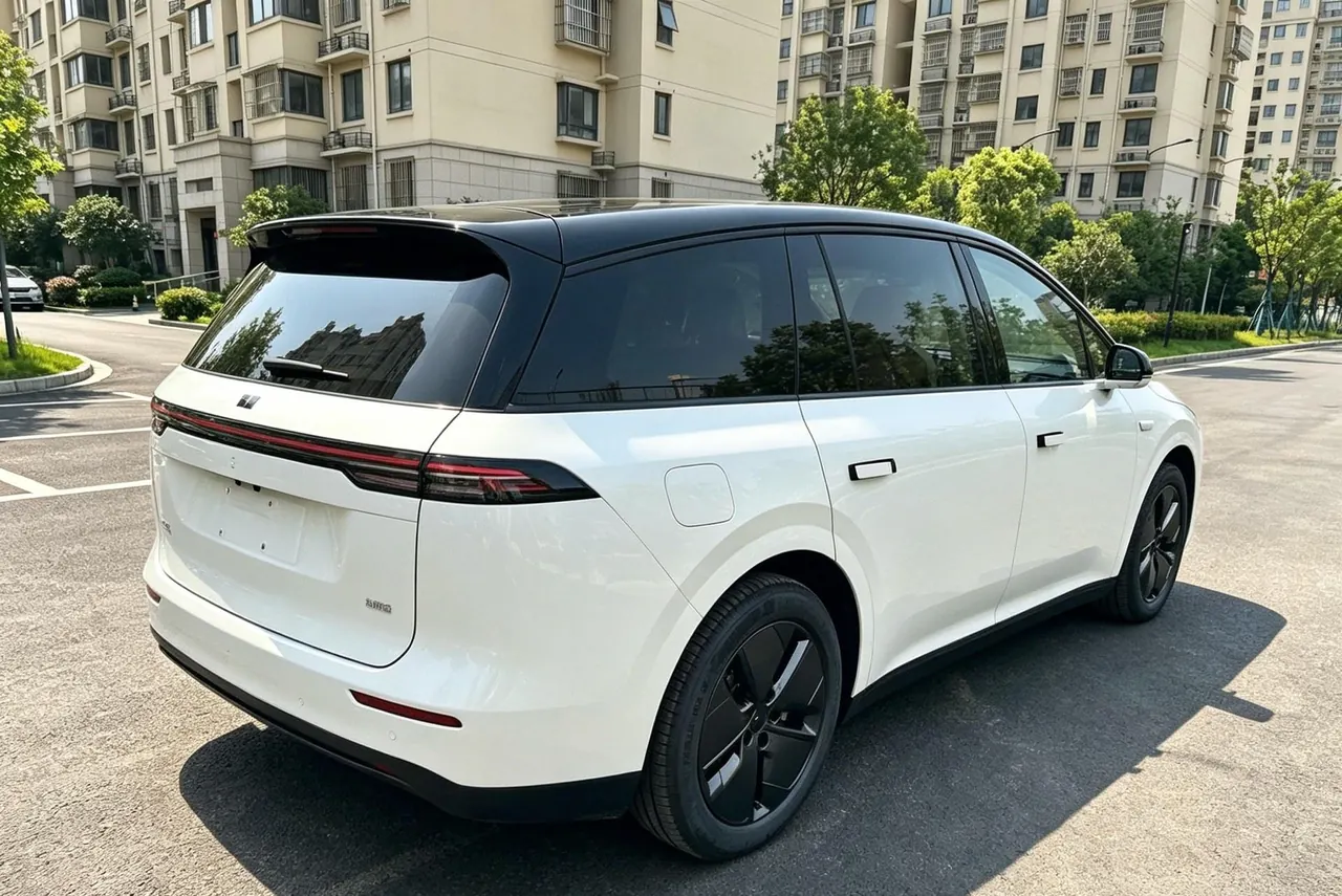 Li 2025 i8 Standard Edition Automatic Gear 4