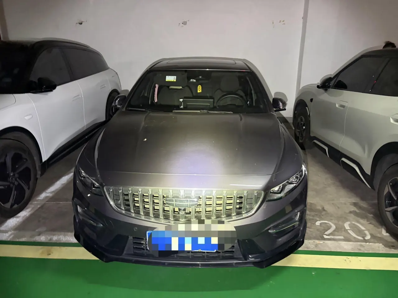 Geely 2025 xingrui 2.0TD oriental obsidian full moon version automatic gear 2