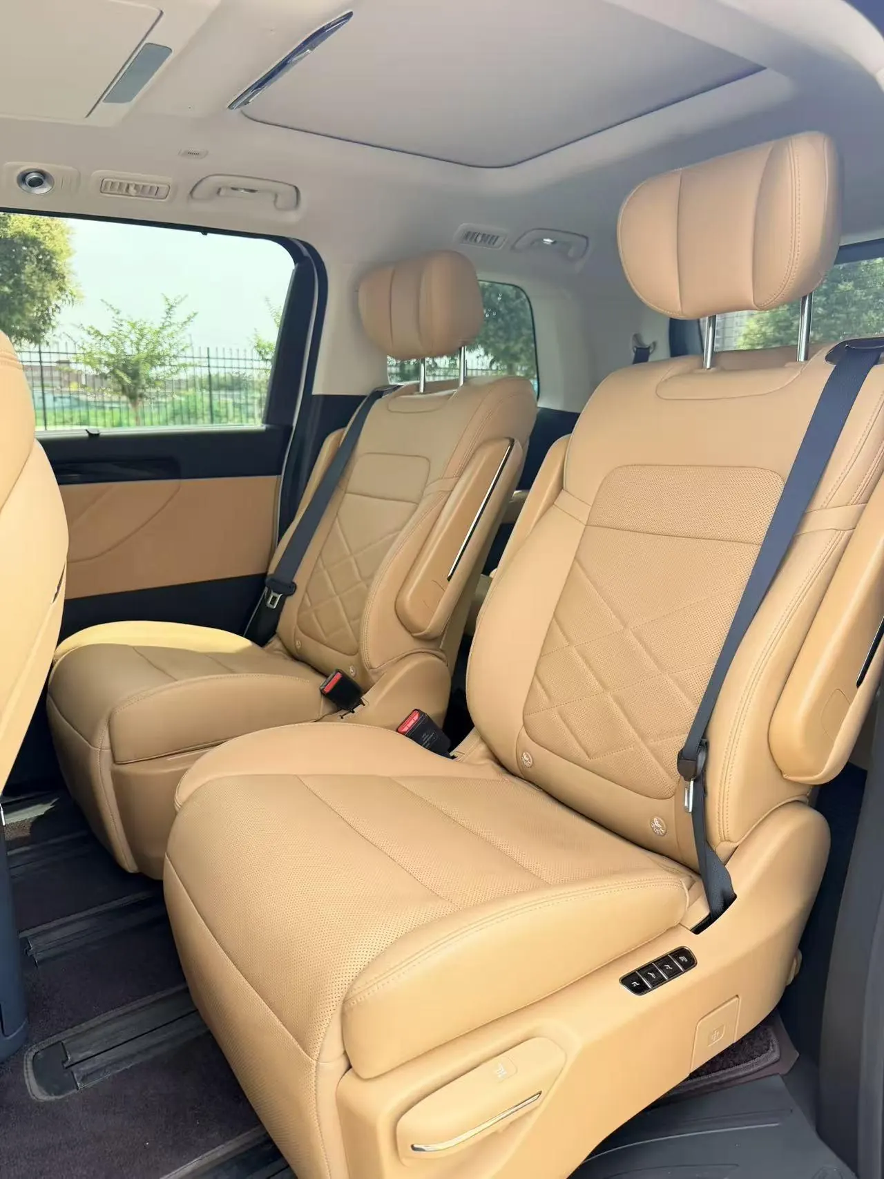 Chuanqi 2024 E8 2.0 150km Longteng Guanghui Automatic Gear 5