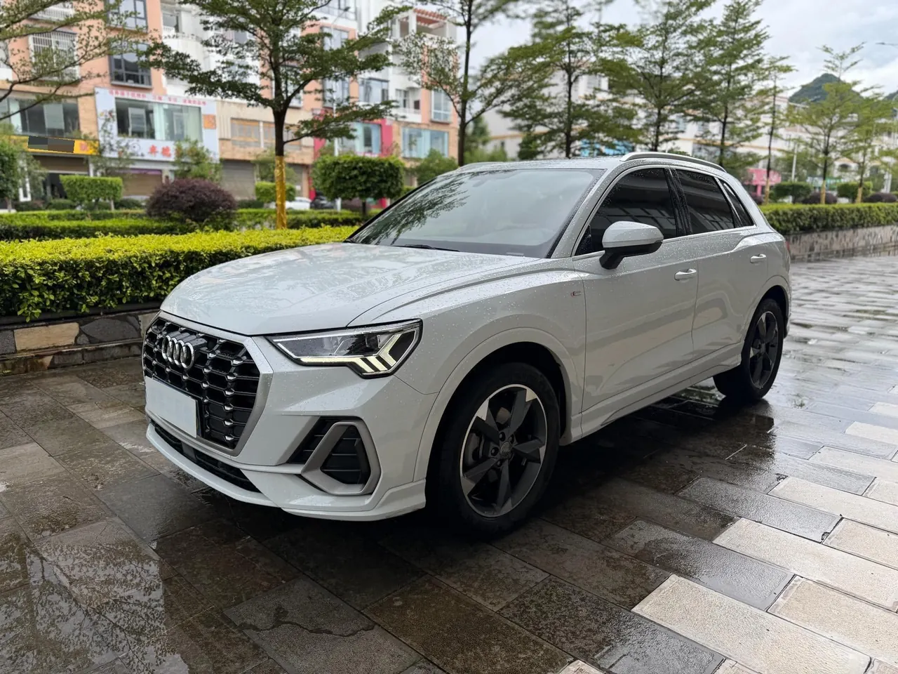 Open image lightbox: Audi 2020 Q3 2.0TFSI 40TFSI Fashion Dynamic Automatic