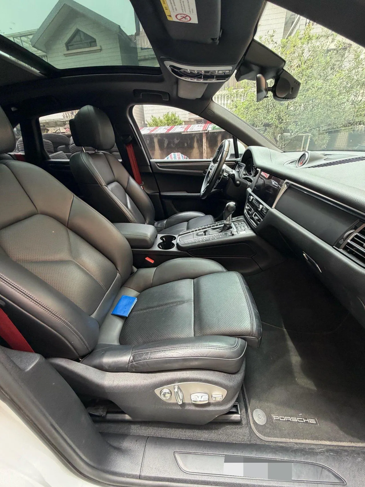 Porsche Macan (Imported) 2020 Macan 2.0T Automatic Gear 11