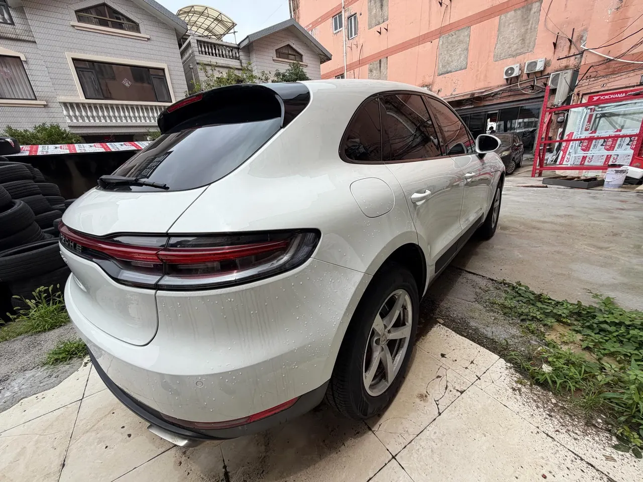 Porsche Macan (Imported) 2020 Macan 2.0T Automatic Gear 12