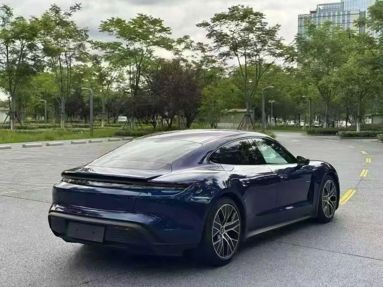 Porsche Taycan (Imported) 2020 Taycan Taycan Automatic 2