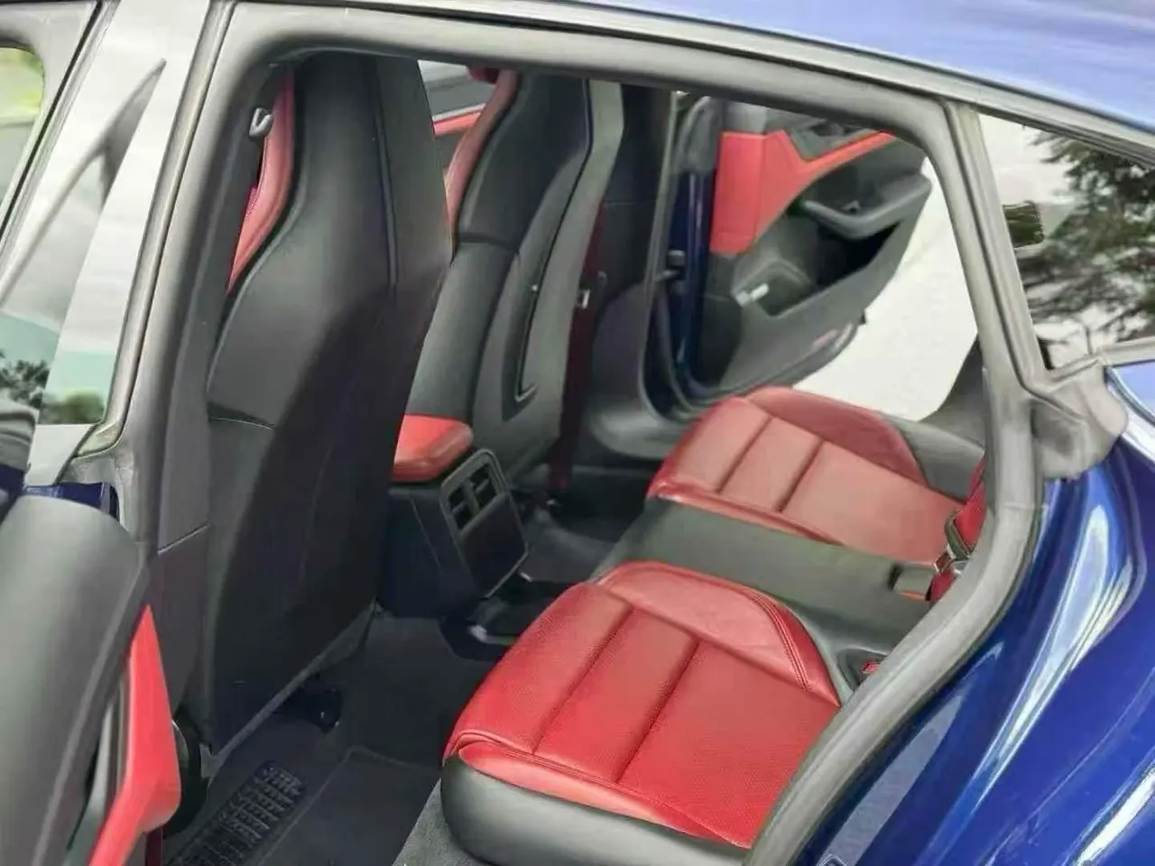 Porsche Taycan (Imported) 2020 Taycan Taycan Automatic 6