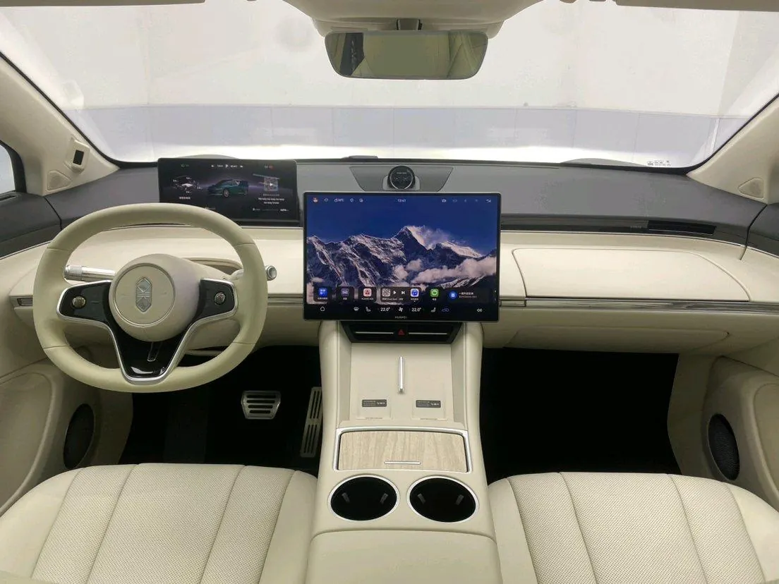 Intellectual 2025 R 7 251km Max Automatic Gear 2