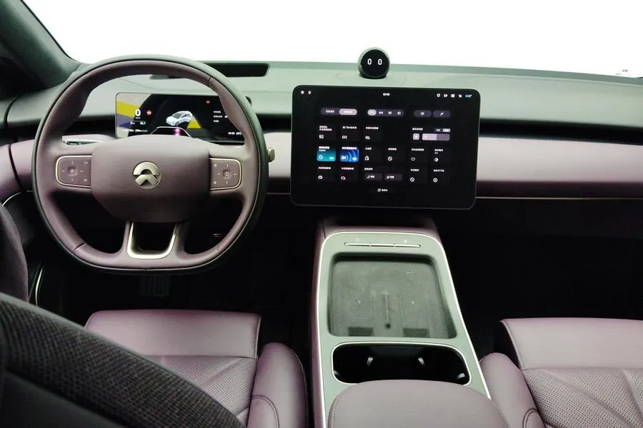 NIO 2025 ET5T 75kWh Touring automatic 5
