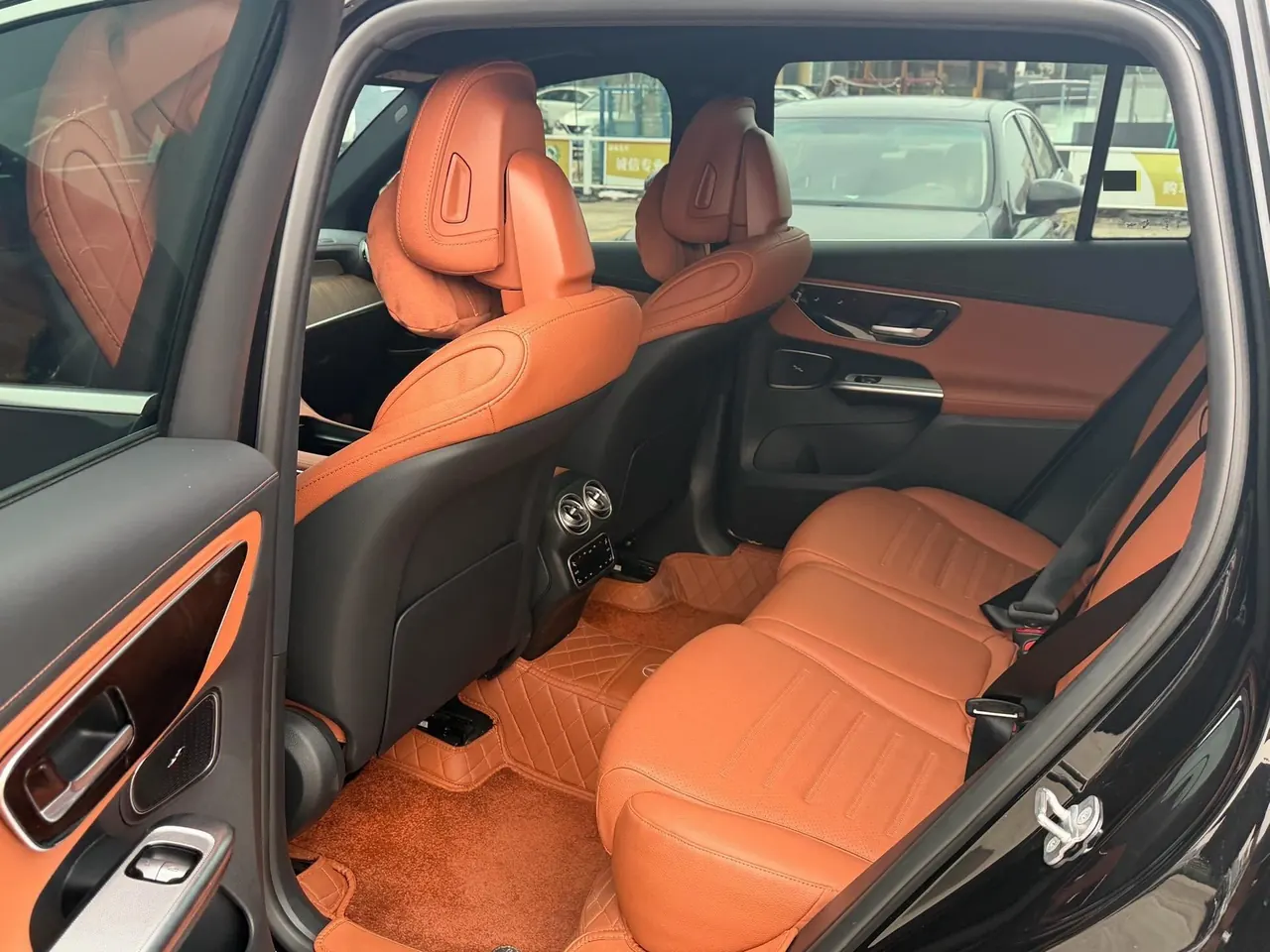 Mercedes Benz 2025 GLC 300 L 4MATIC 48V 2.0T dynamic 5-seat automatic gear 2