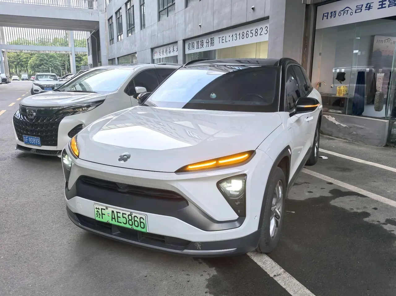 Открыть галерею: NIO 2020 ES 6 455KM Sports Edition Automatic Gear