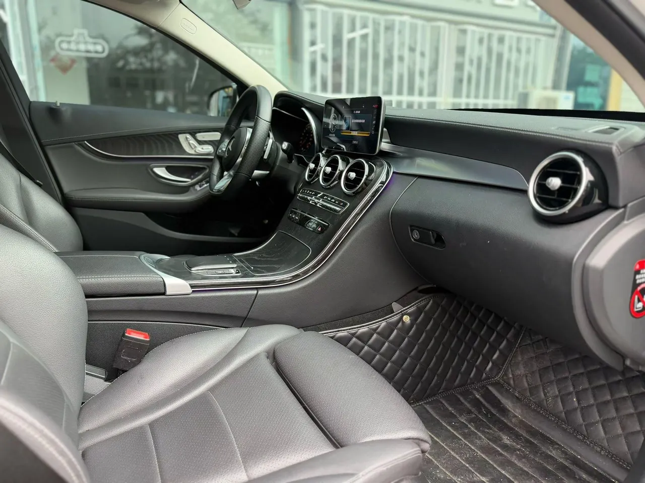 Mercedes Benz Class C 2020 C 260 L 48V 1.5T Sports Edition Automatic Gear 3