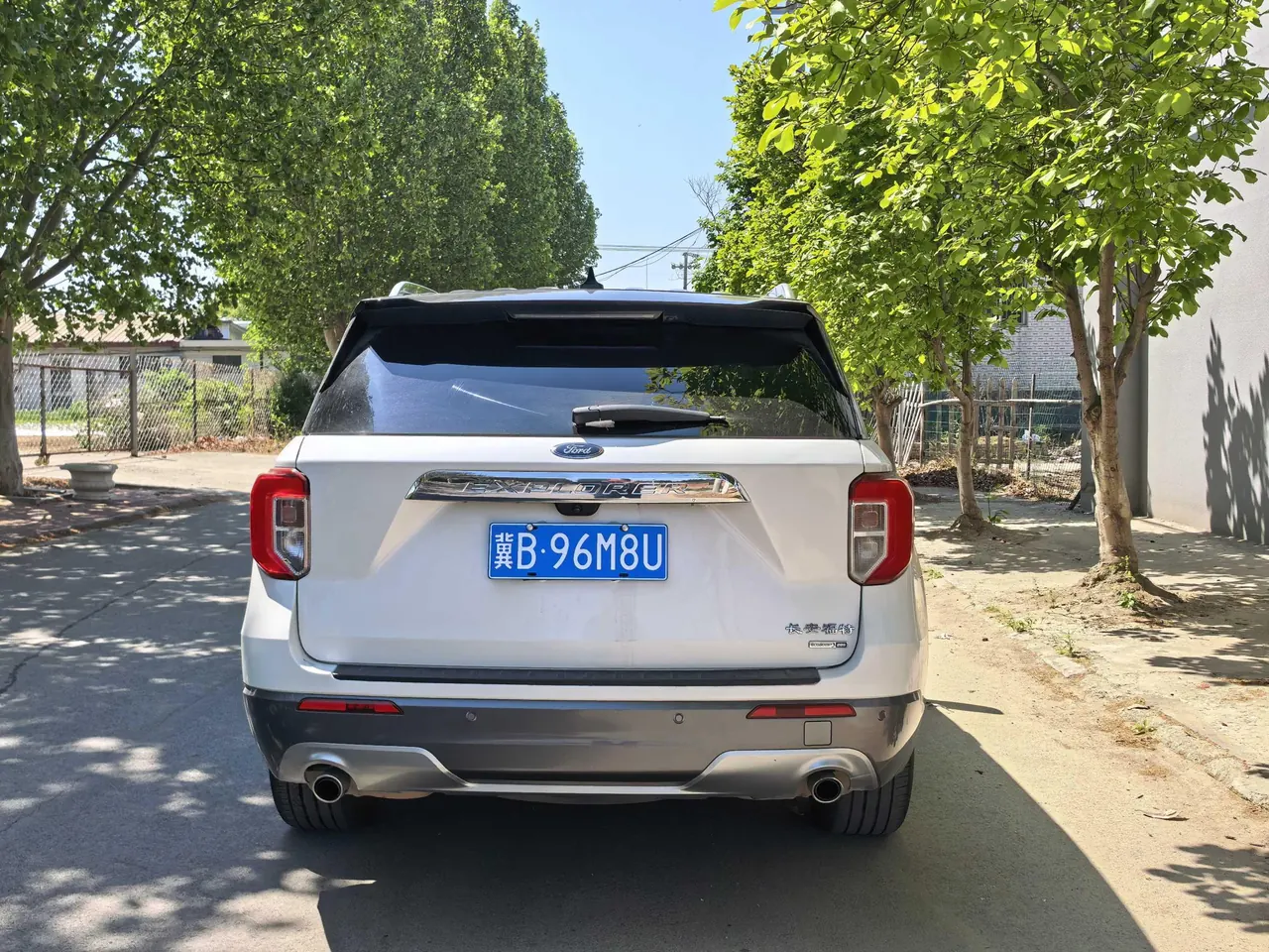 Ford 2020 Explorer 2.3T EcoBoost 285 Four-wheel Drive Titanium Edition 6-seat Automatic Gear 3