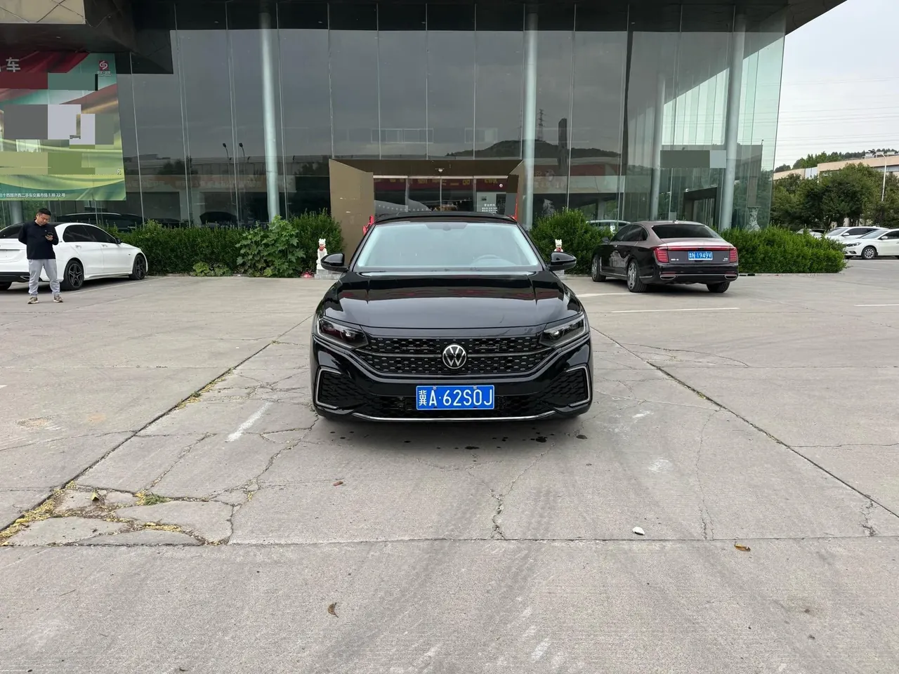 Volkswagen 2024 Passat 2.0TSI 330TSI Star Elite Edition Automatic Gear 2
