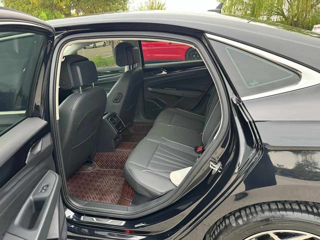 Volkswagen 2024 Passat 2.0TSI 330TSI Star Elite Edition Automatic Gear 8