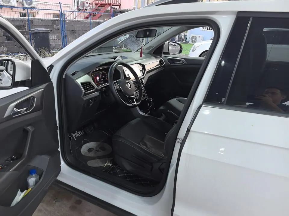 Volkswagen 2020 T-Cross (Tujia) 1.4TSI 280TSI Deluxe Edition Automatic Gear 2