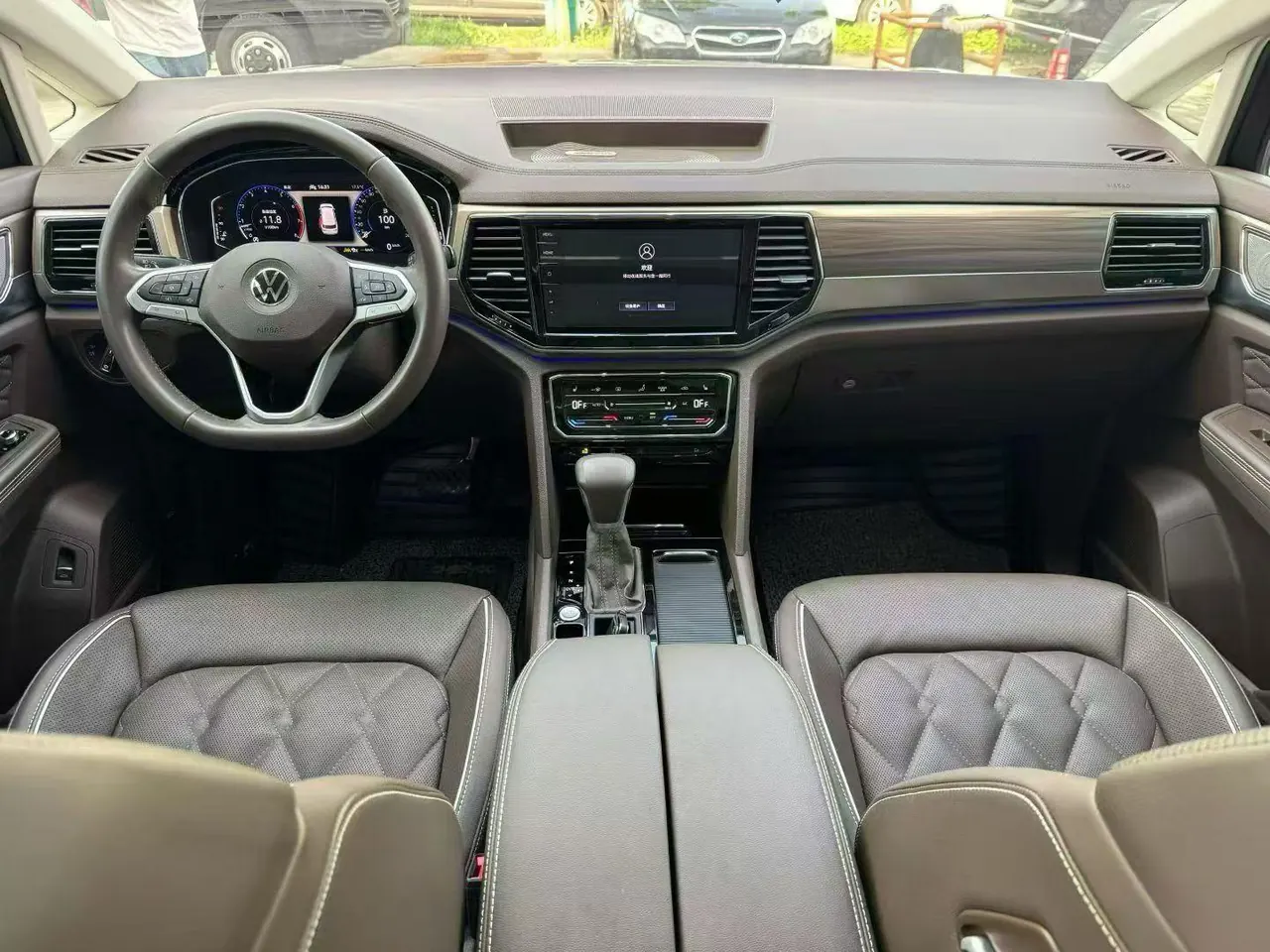 Volkswagen 2020 Wei (Viloran) 2.0TSI 380TSI Premium Edition Automatic Gear 5