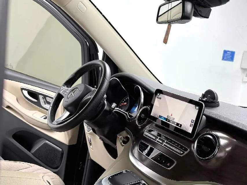 Mercedes Benz Class V 2020V 260 2.0T Pilot Edition Automatic Gear 10