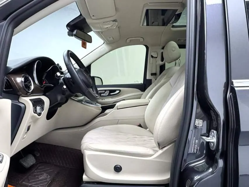 Mercedes Benz Class V 2020V 260 2.0T Pilot Edition Automatic Gear 7