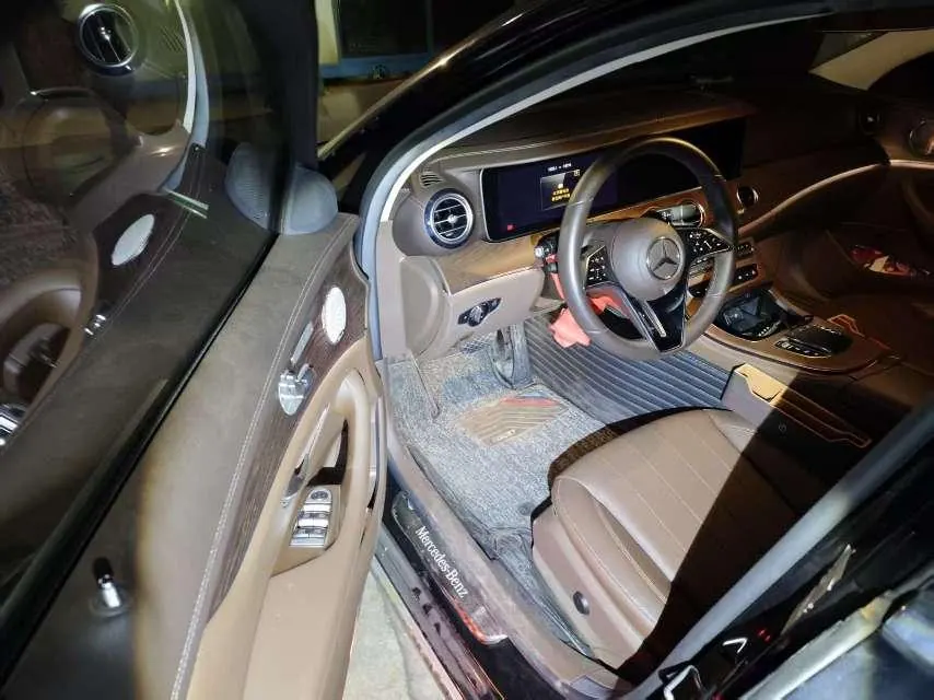 Mercedes Benz E Class 2021 E 300 L 2.0T Luxury Automatic Gear 3