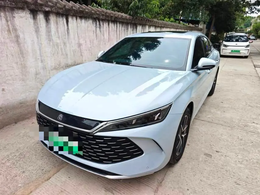 BYD 2024 Qin L DM-i 1.5 stepless 120KM Exceed automatic gear - View 1
