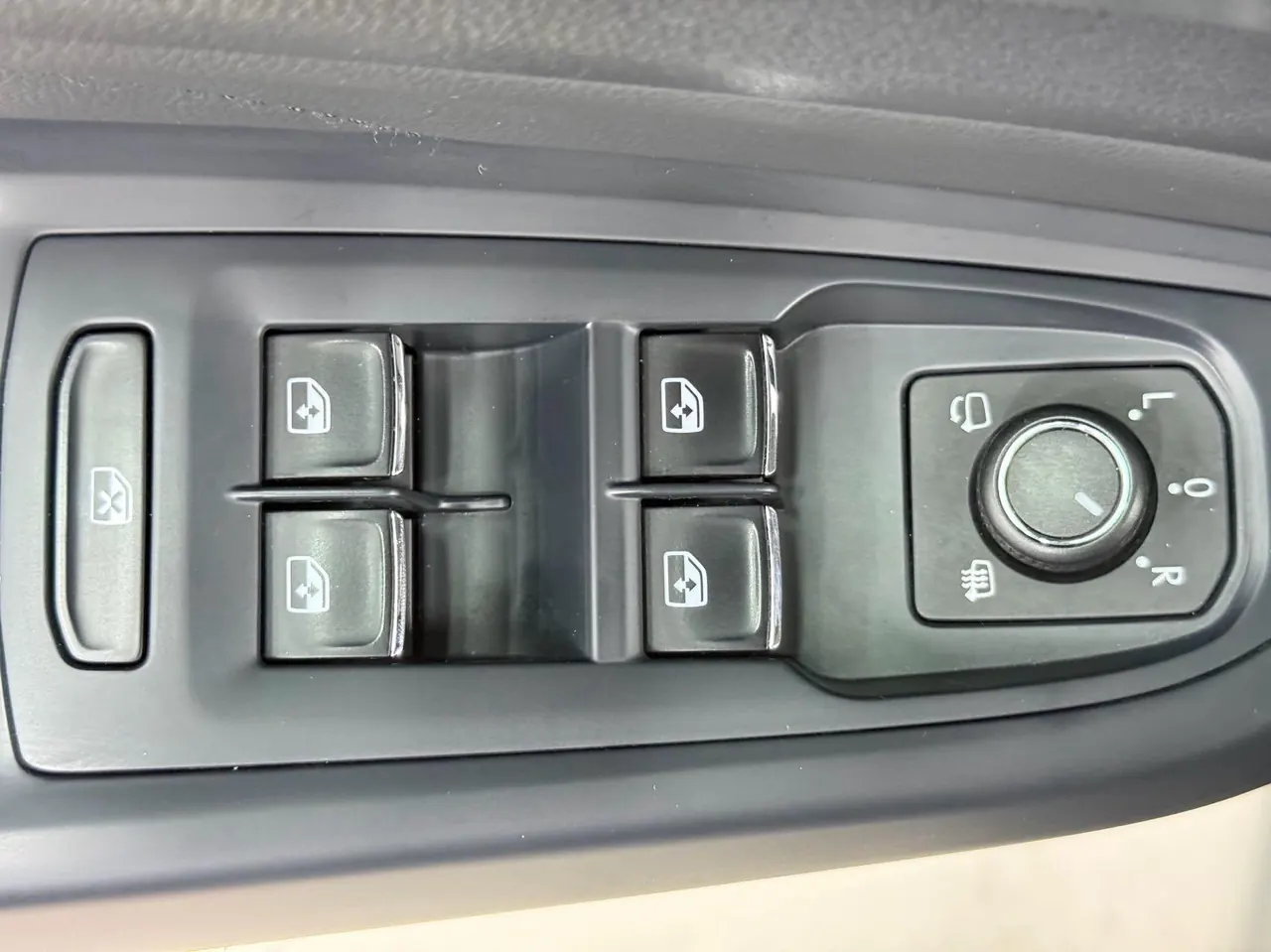 Volkswagen 2023 Passat 2.0TSI 330TSI Star Elite Edition (Modified) Automatic Gear 11
